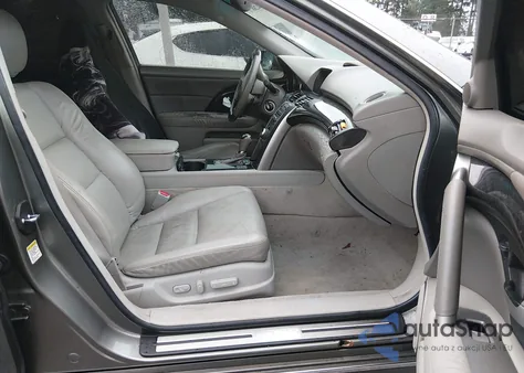 2009 Acura Rl 3.7 from USA, damaged, VIN JH4KB26619C002392